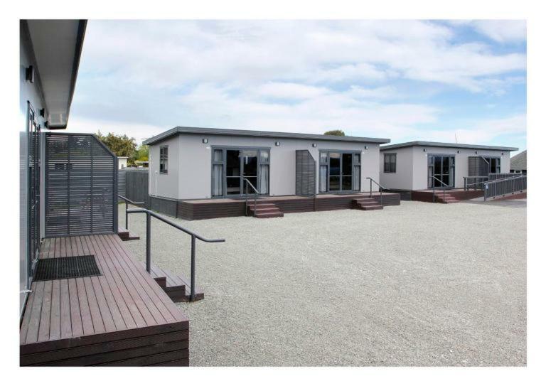 Pine Lake View Lodge Kaiapoi Exterior foto