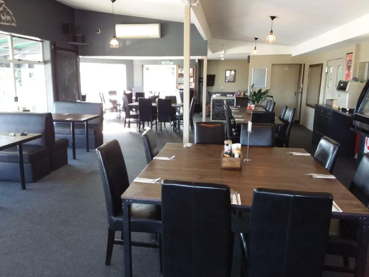 Pine Lake View Lodge Kaiapoi Exterior foto
